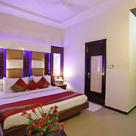 Hotel Star Plaza@New Delhi Railway Station Kültér fotó