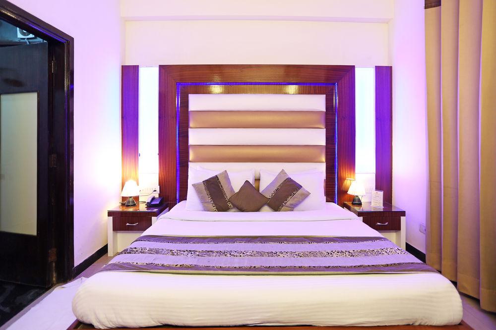 Hotel Star Plaza@New Delhi Railway Station Kültér fotó
