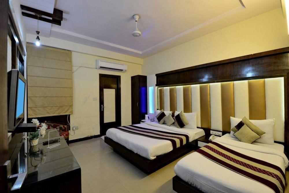 Hotel Star Plaza@New Delhi Railway Station Kültér fotó