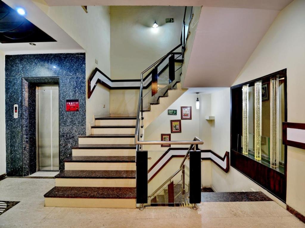 Hotel Star Plaza@New Delhi Railway Station Kültér fotó