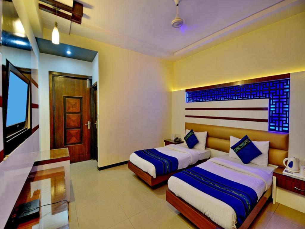 Hotel Star Plaza@New Delhi Railway Station Kültér fotó