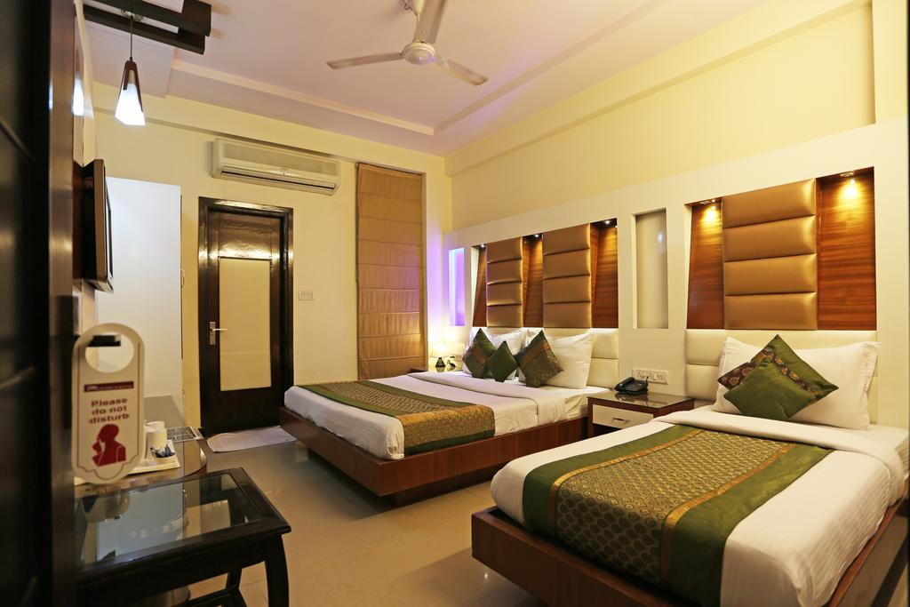 Hotel Star Plaza@New Delhi Railway Station Kültér fotó