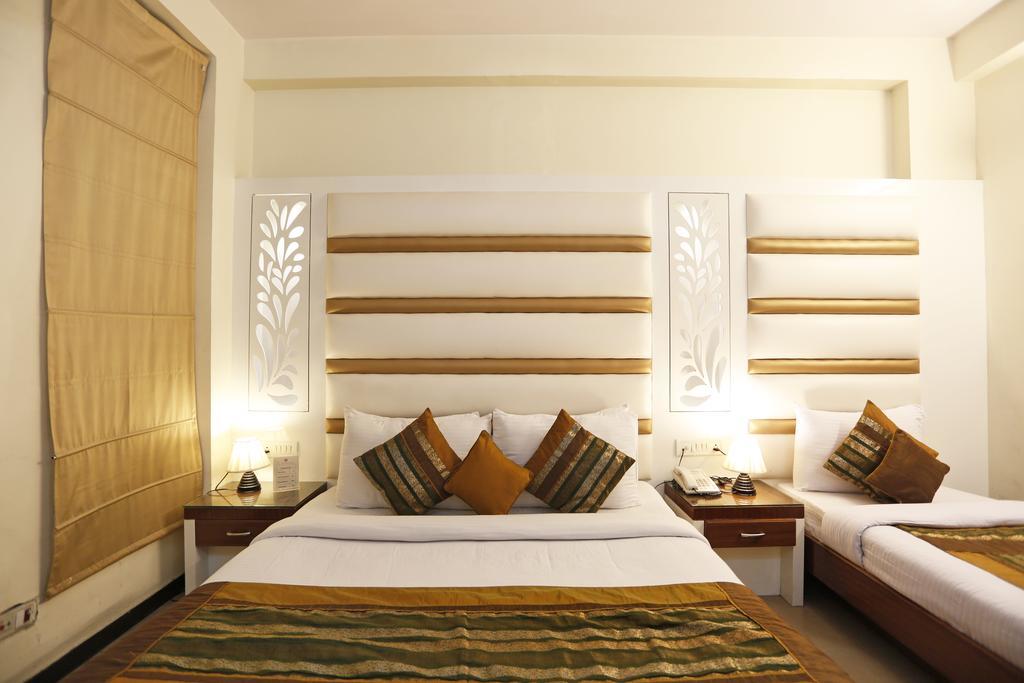 Hotel Star Plaza@New Delhi Railway Station Kültér fotó