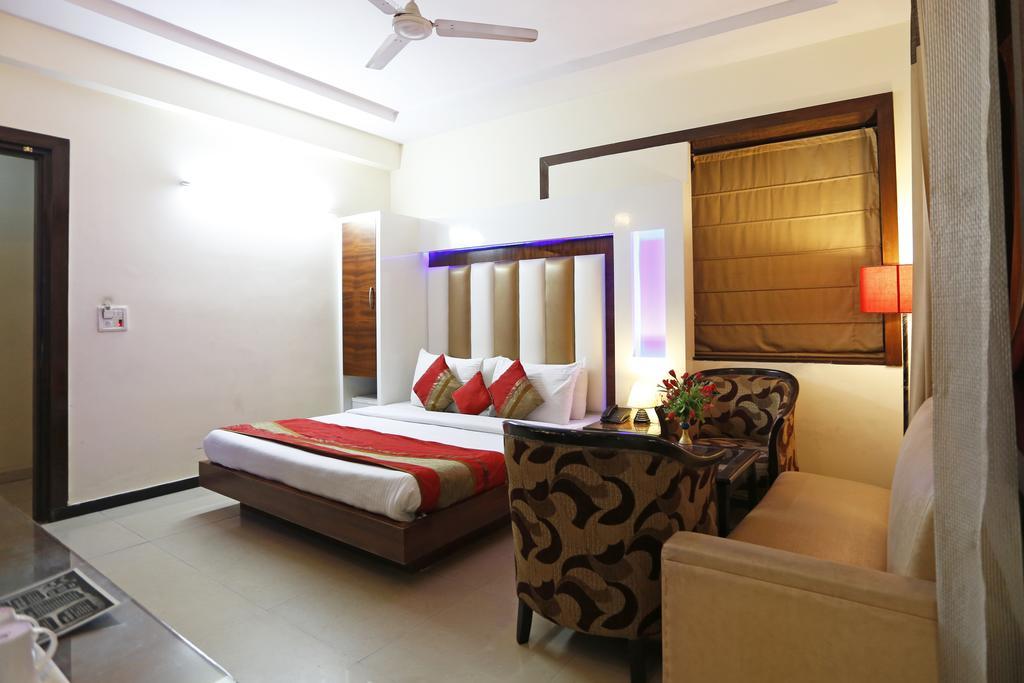 Hotel Star Plaza@New Delhi Railway Station Kültér fotó