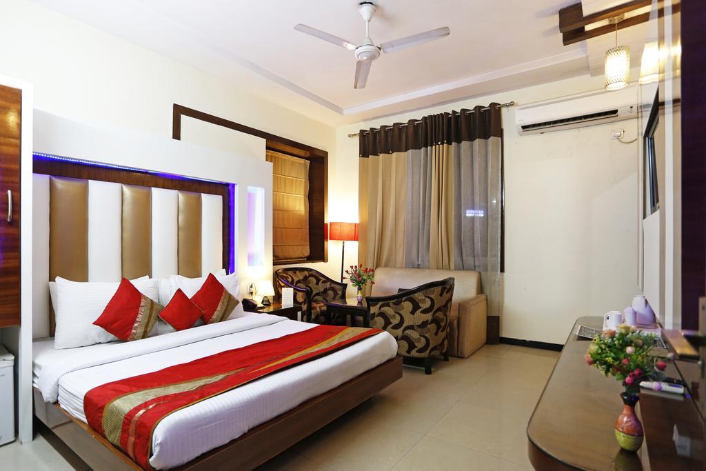 Hotel Star Plaza@New Delhi Railway Station Kültér fotó