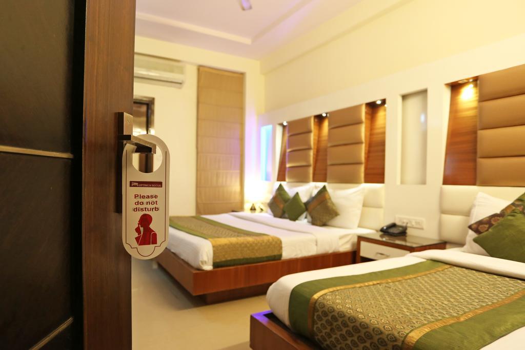 Hotel Star Plaza@New Delhi Railway Station Kültér fotó
